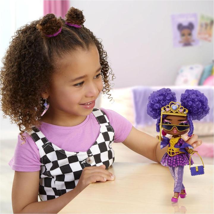 Actual product image L.O.L. Surprise! Surprise Tweens Core Doll Cassie Cool