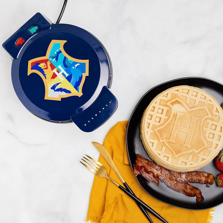Immagine prodotto Uncanny Brands HARRY POTTER - Poudlard - Gaufrier (Spina UE)