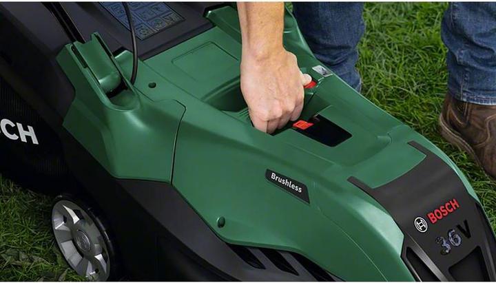 Actual product image Bosch Home & Garden AdvancedRotak 36V-44-750 cordless lawn mower, without battery (Rechargeable battery operated)