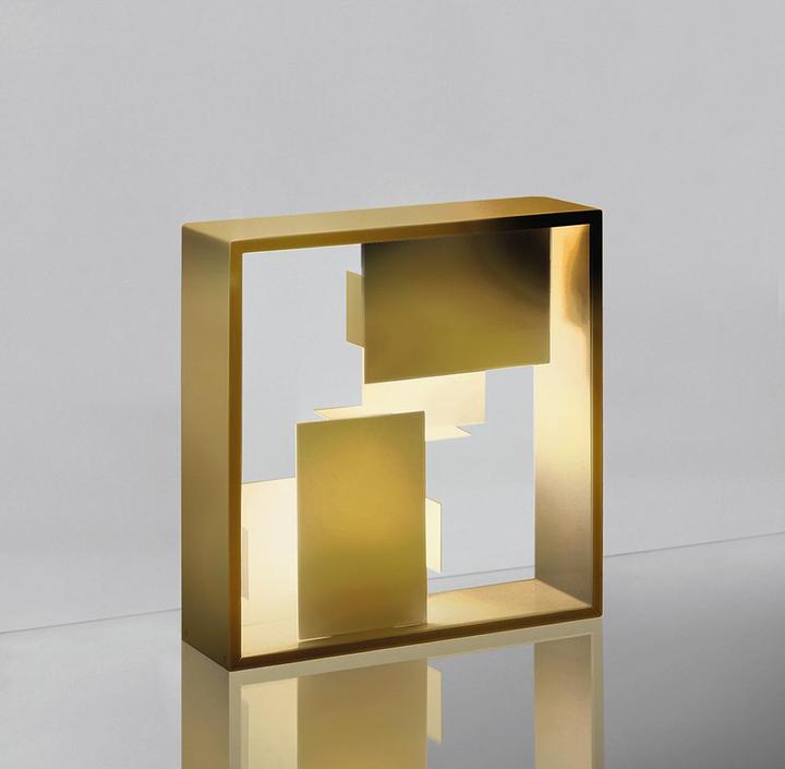 Artemide Fato (E14)