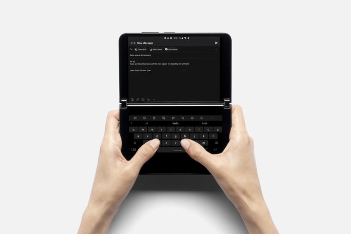 Produktbild Microsoft Surface Duo 2 B2B (256 GB, Obsidian, 8.30", SIM + eSIM, 12 Mpx, 5G)