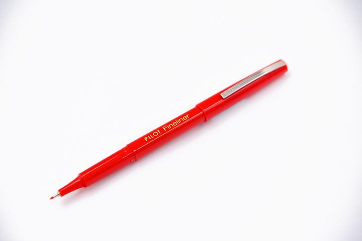 Actual product image Pilot Fineliners (Red, 1 x)