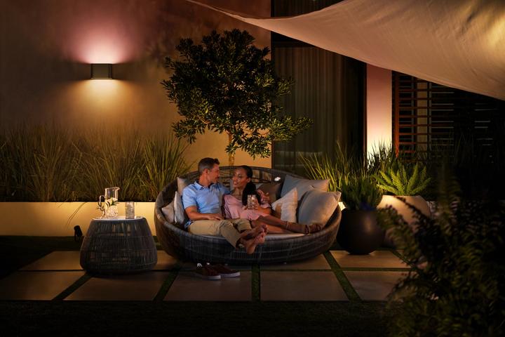 Actual product image Philips Hue White & Colour Ambiance Dymera (1020 lm, IP44)