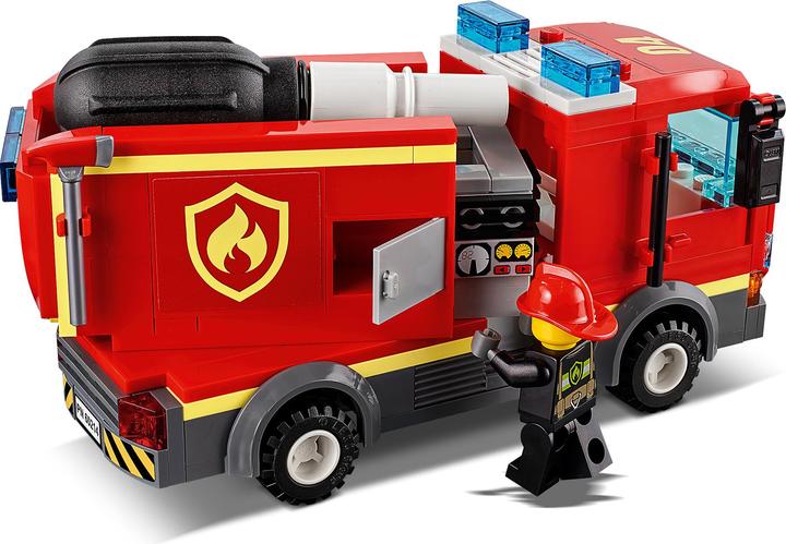 Actual product image LEGO Fire brigade deployment at Burger Restaurant (60214, LEGO City)
