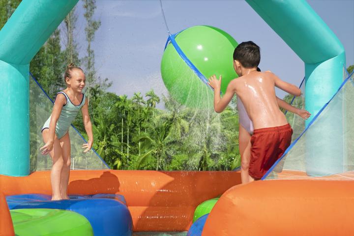 Produktbild Bestway aufblasbares Spielcenter Dodge & Drench Water Park, 4,5 x 4,5 x 2,68 m, 53383
