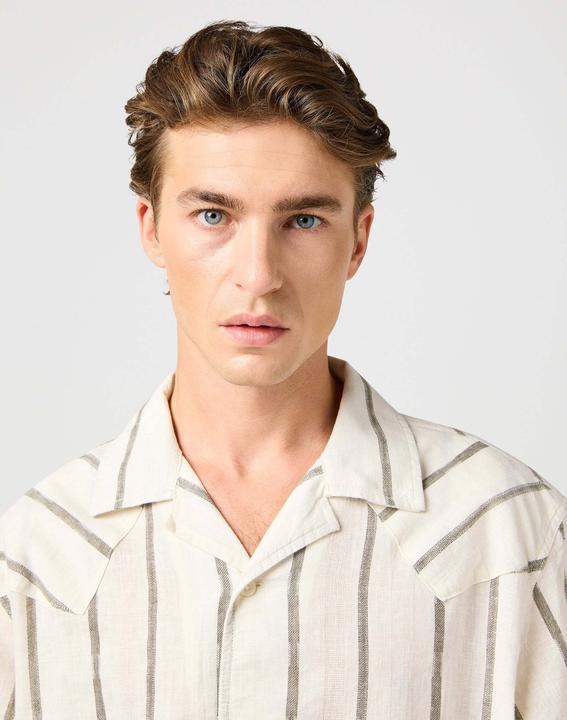 Actual product image Wrangler Leinenhemd Ss W Resort Shirt (M)
