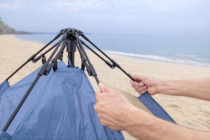 Immagine prodotto Bestway Tent Polyester with Ventilation 107/127x240x125 cm Camping & Beach 68144 (Tenda a cupola, 3.30 kg, 4 persone)