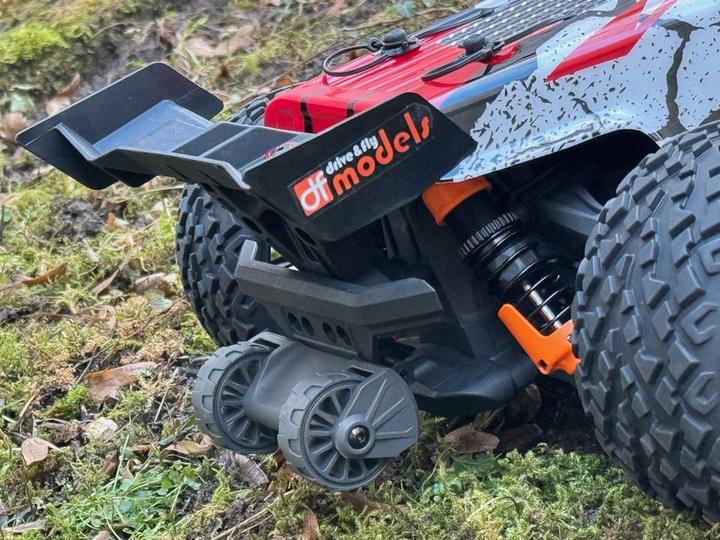 Actual product image DF-Models Z-10 Competition Truggy Brushless (RTR Ready-to-Run)