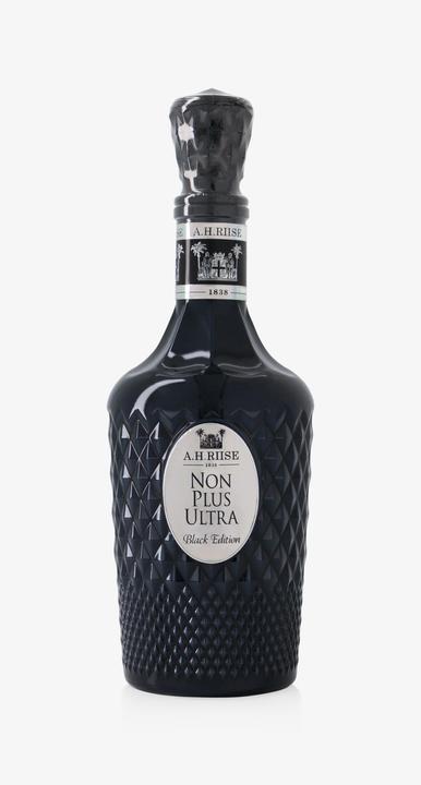 Produktbild A.H.Riise Non Plus Ultra Black Edition (1 x 70 cl)