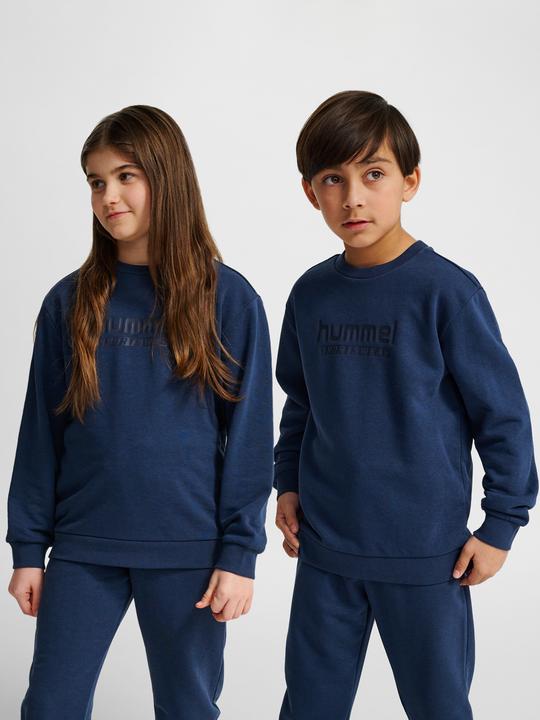 Produktbild hummel hmlJR BASE SWEATSHIRT (22, 23, 24, 25, 26, 27, 28)