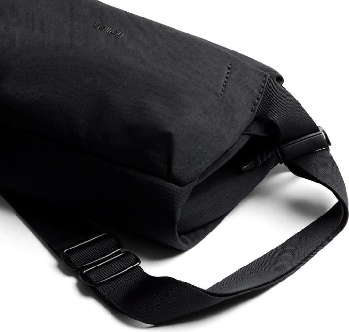 Actual product image Bellroy Venture Sling