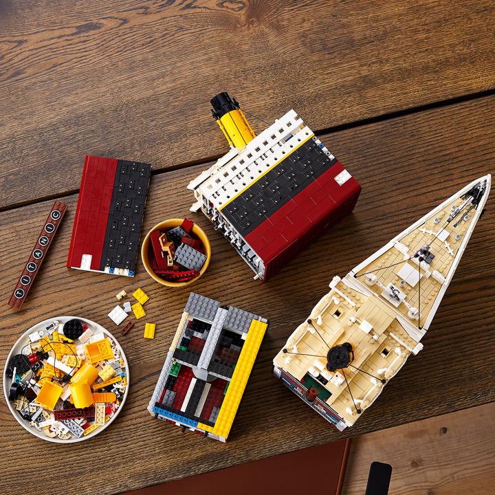 Produktbild LEGO Titanic (10294, LEGO Creator Expert, LEGO Seltene Sets)