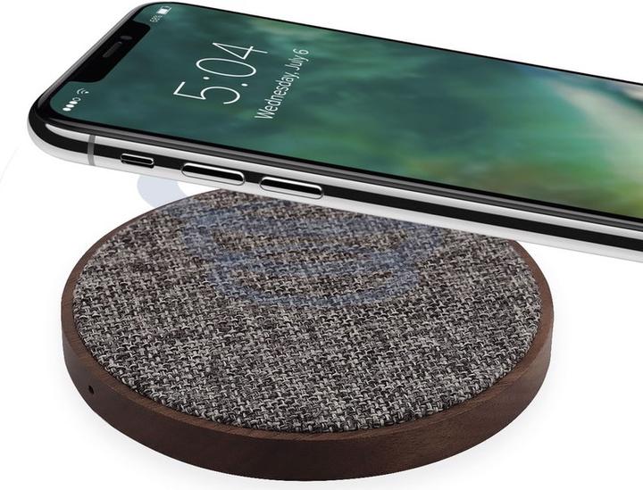 Actual product image Xqisit Premium Charging Station Fabric (10 W)