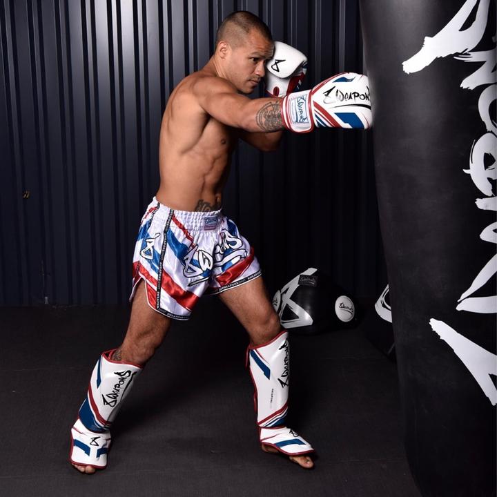 Actual product image 8Weapons Shin Guards, Shift, white-navy-red, S (S)