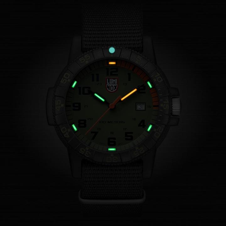 Immagine prodotto Luminox Tartaruga marina Leatherback Serie 0320 Gigante (Orologio da polso analogico, Fatto in Svizzera, 44 mm)