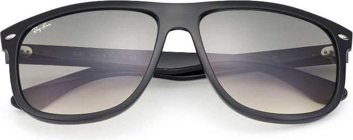 Actual product image Ray Ban Rb4148