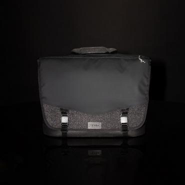 Actual product image Tenba DNA 16 Slim Messenger (Camera shoulder bag)