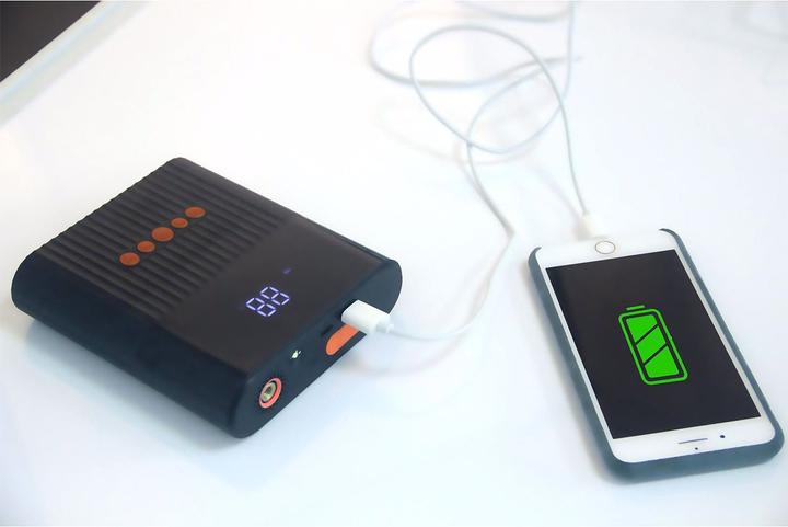 Immagine prodotto 4smarts PitStop 3 in 1 (8800 mAh, 32.56 Wh)
