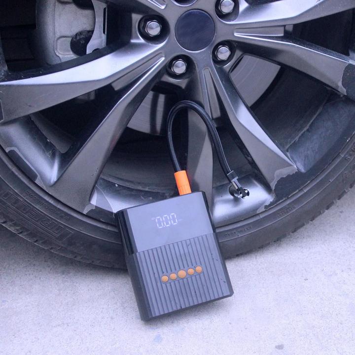Immagine prodotto 4smarts PitStop 3 in 1 (8800 mAh, 32.56 Wh)
