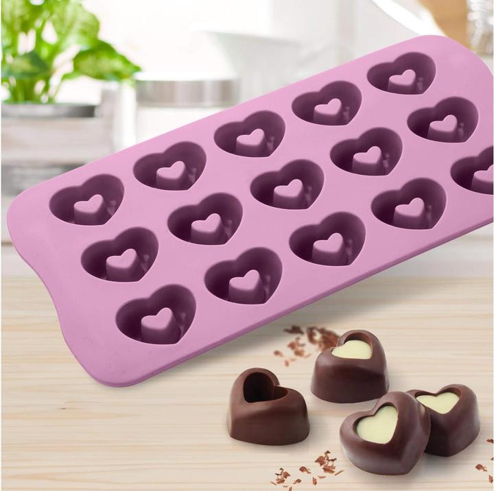Actual product image Dr. Oetker Praline mould heart (21 cm)