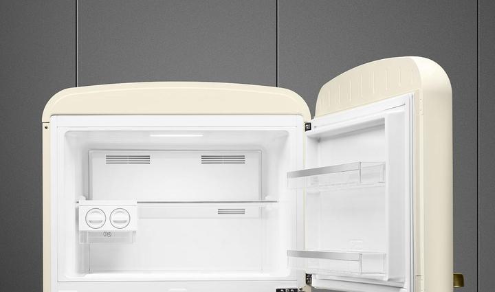 Image du produit Smeg Style rétro FAB50RCRB5 (524 l)