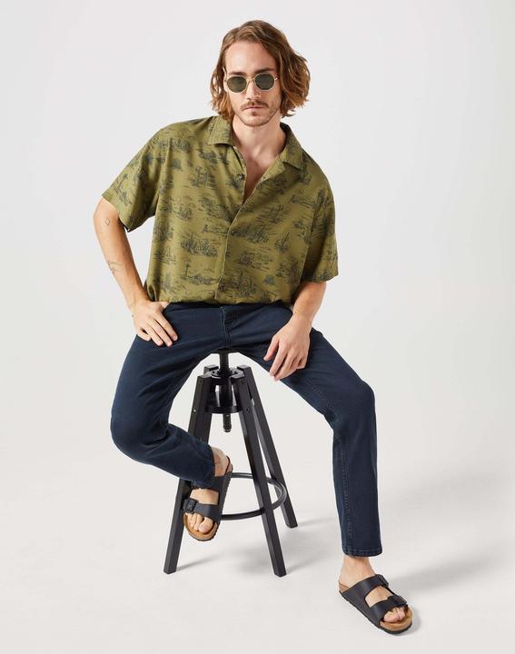 Actual product image Wrangler Jeans River (34)