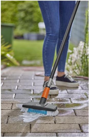 Actual product image Gardena Cleansystem Stielbürste hard