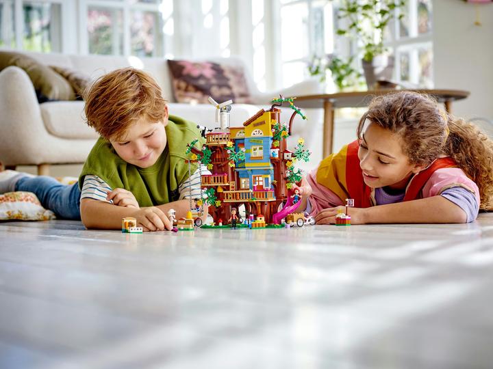 Produktbild LEGO Freundschaftsbaumhaus (41703, LEGO Friends)