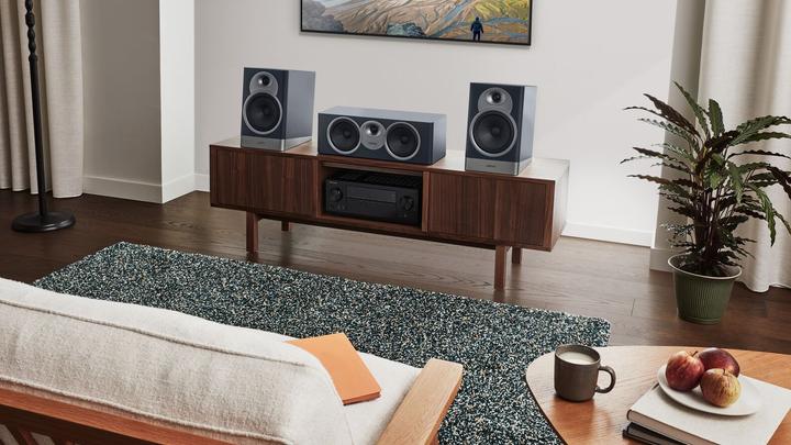 Actual product image Jamo S17B (1 pair, 150 W)