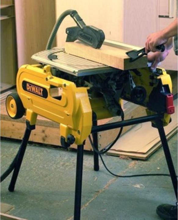 Produktbild DeWalt Tisch Kapp und Gehrungssäge