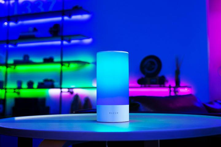 Productafbeelding Razer Aether Smart Lamp Pro - LED-lamp met meerzonverlichting (500 lm)