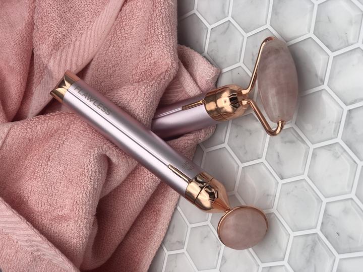 Actual product image Flawless Contour Face Roller with Rose Quartz White