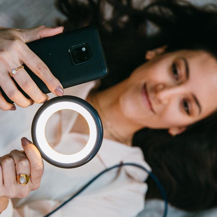 Actual product image Bily Obi-One - Light with rechargeable battery - Black (1375 lm)