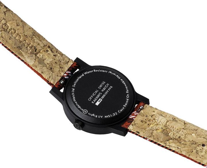 Actual product image Mondaine essence black (Analogue wristwatch, 32 mm)