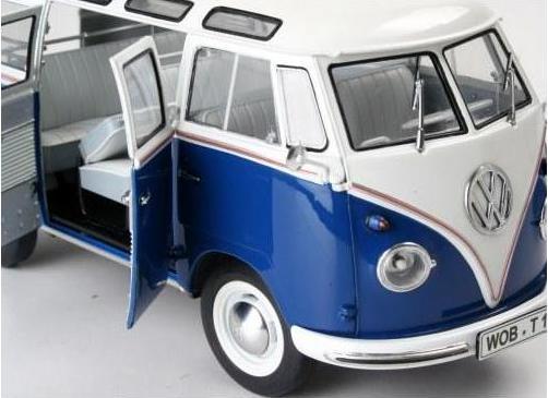 Actual product image Revell VW T1 Samba Bus