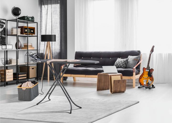 Image du produit Leifheit Classic M black (120 x 38 cm)