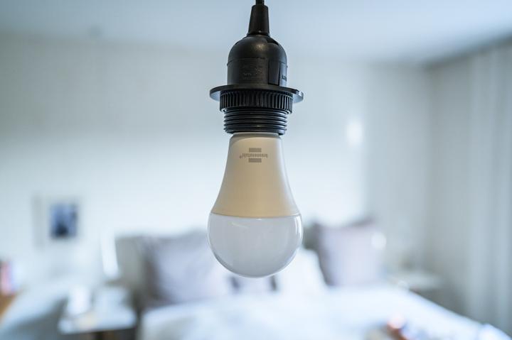 Actual product image Brennenstuhl SB 810 (E27, 9 W, 810 lm, 1 x, F)