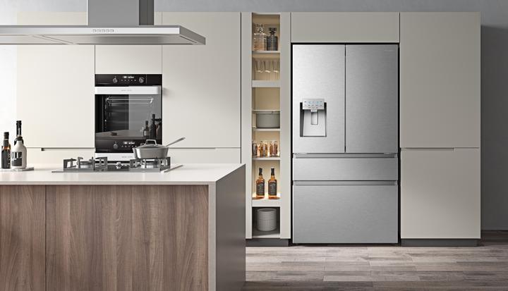 Produktbild Hisense RF728N4SAS (560 l)