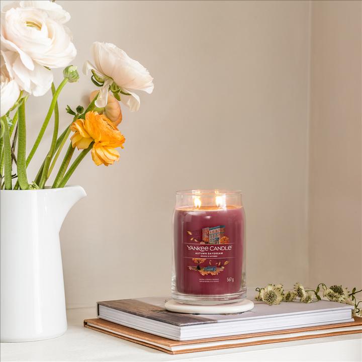 Produktbild Yankee Candle Autumn Daydream (567 g)