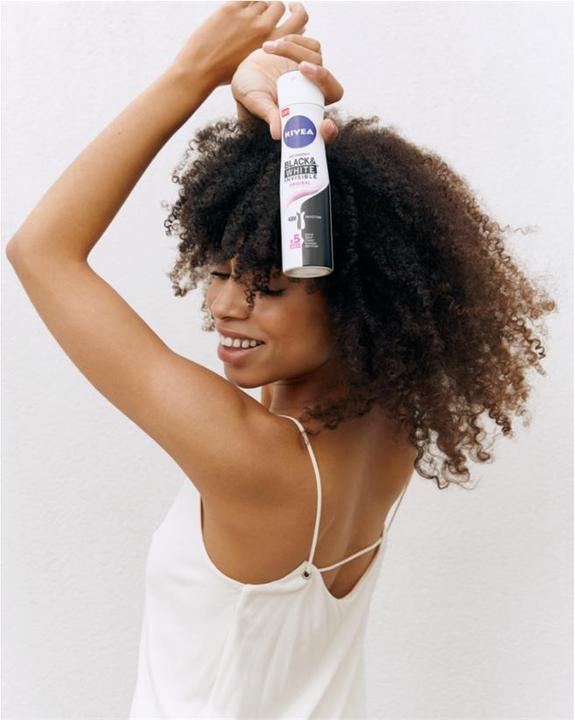 Produktbild NIVEA Black & White Invisible Clear (Spray, 150 ml)