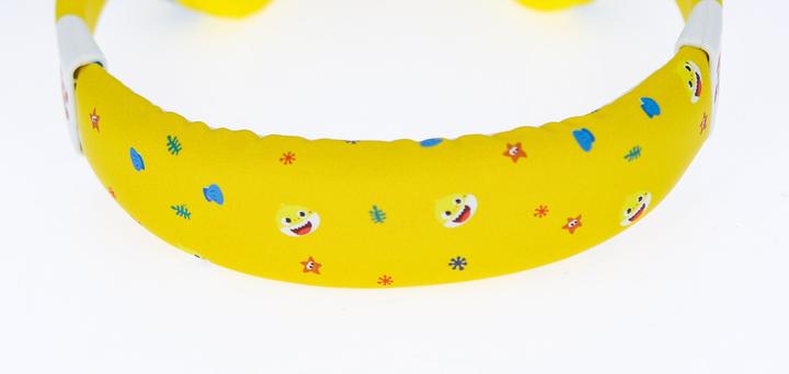 Produktbild OTL Junior Headphones - Baby Shark Holiday (BS0845)