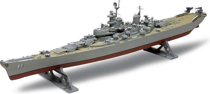 Actual product image Revell USS Missouri Battleship