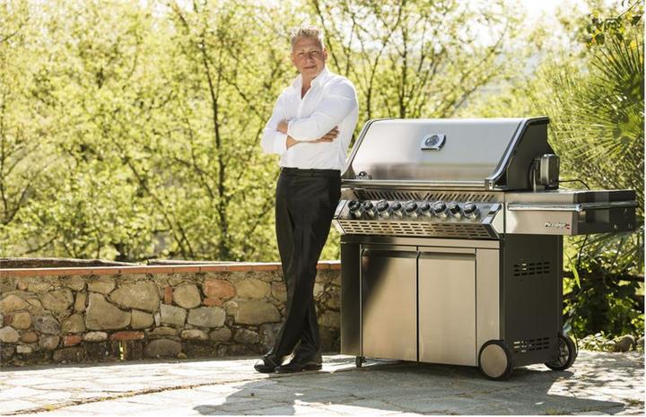 Actual product image Napoleon Prestige PRO 665 incl. barbecue skewer (31 kW)