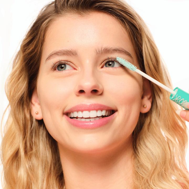 Actual product image essence Lash Princess (BEEFEA)