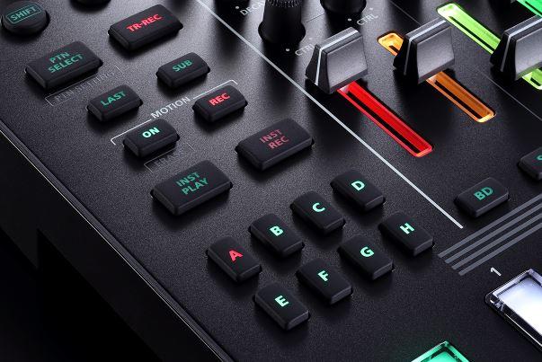 Actual product image Roland TR-8S