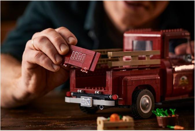 Image du produit LEGO Pickup (10290, LEGO Creator Expert, LEGO difficiles à trouver)