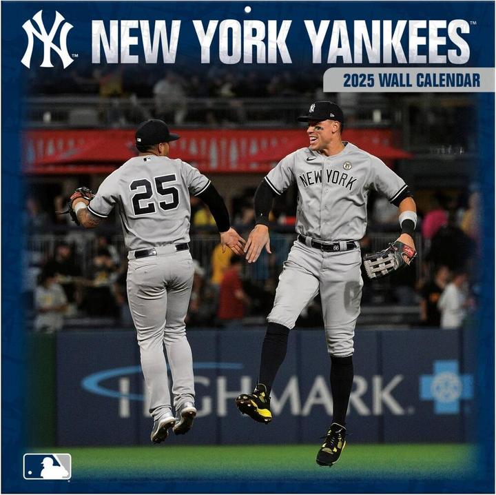 Image du produit MLB - New York Yankees - Calendrier mural de l'équipe 30,5 x 30,5 cm 2025 (30,5 x 30,5 cm, Français, Italien, Espagnol, Allemand, Anglais)