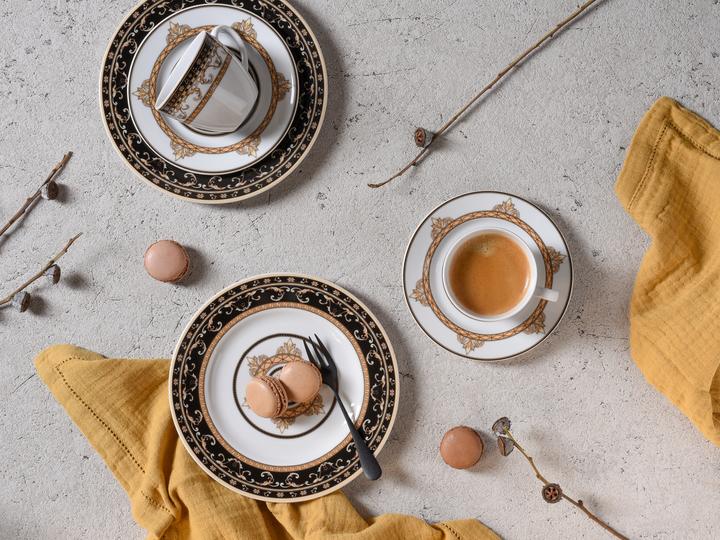 Actual product image CreaTable Majestosa (18 Piece)