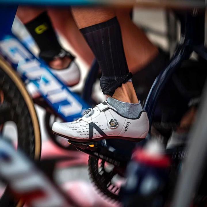 Actual product image Udog Cycling shoes (45)
