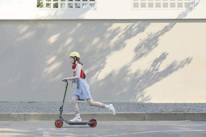 Actual product image Segway-Ninebot ZING C20 (16 km/h, 20 km, 150 W)